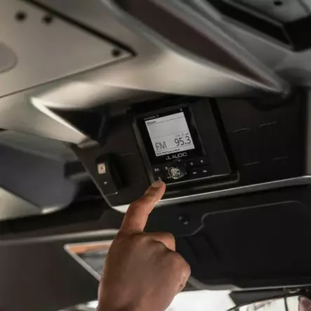 CAN-AM AUDIOKATTO TRAXTER - SSV valot, sähkölaitteet ja vinssit - 27483 - 2