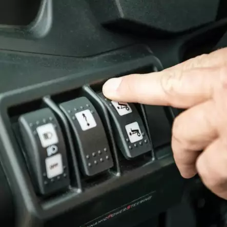 CAN-AM SÄHKÖINEN KIPPILAVA TRAXTER 6x6 - SSV valot, sähkölaitteet ja vinssit - 30503 - 1