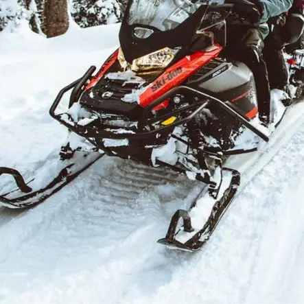 ETUPUSKURI HEAVY DUTY 1 1/4" VETOLAITETELINEELLÄ - Ski-Doo puskurit, vetokoukut ja vinssit - 29316 - 2